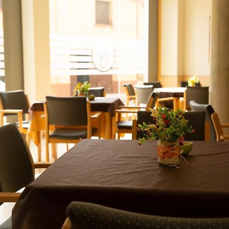 Hotel Salvevir Ejea De Los Caballeros Luaran gambar