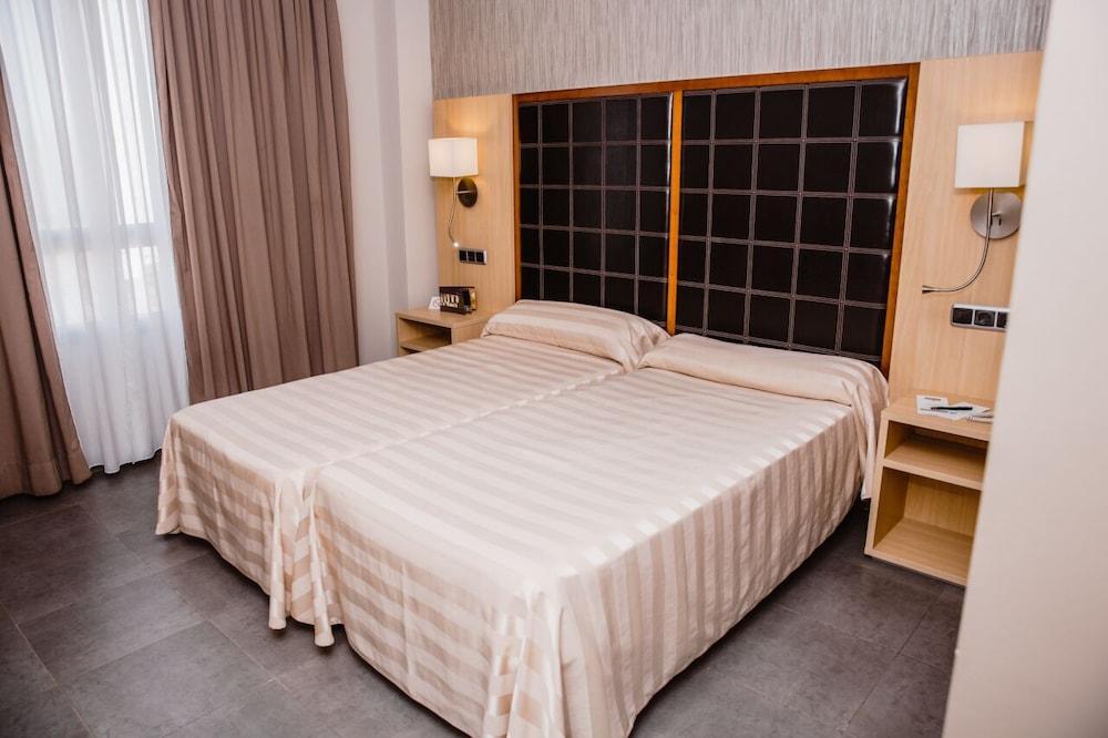 Hotel Salvevir Ejea De Los Caballeros Luaran gambar